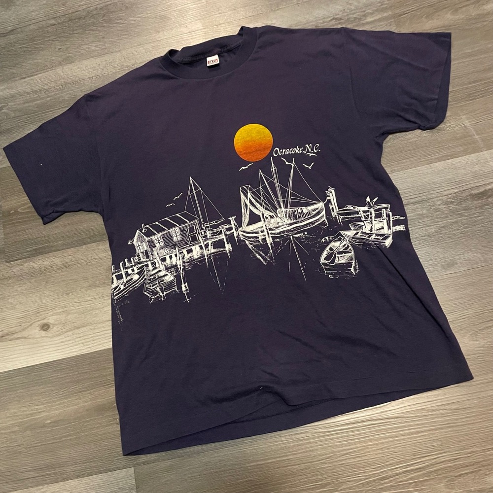 Vintage PAC Ocracoke NC Sunset Sailboat Graphic T-Shirt Mens XL Navy Blue USA